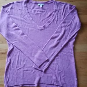 New York & Company Rounded V-Neck Purple Sweater - XL